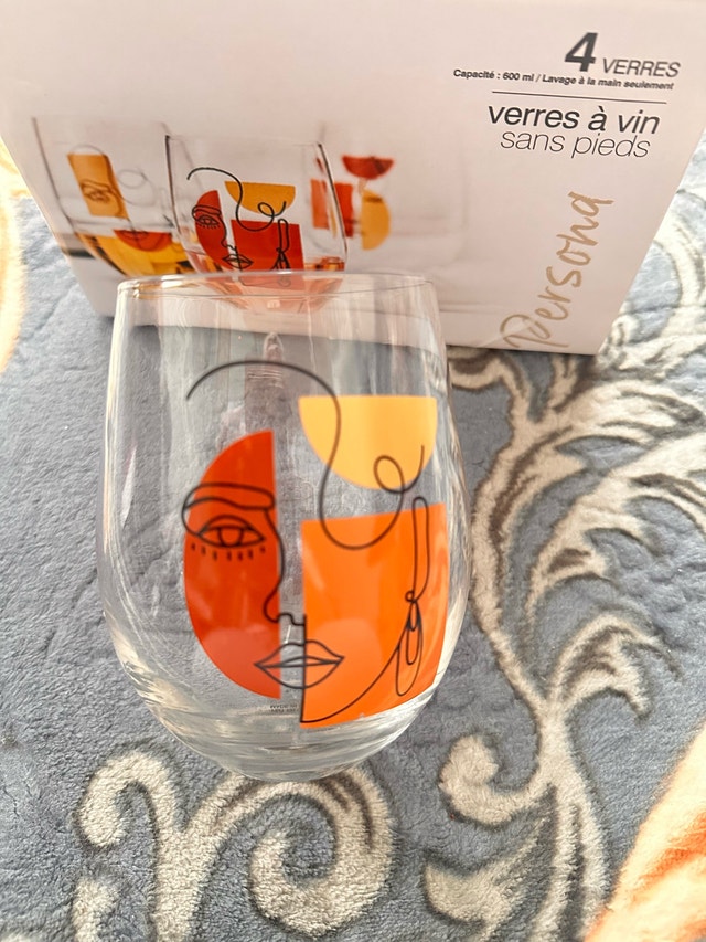 Set of 4 modern stemless glasses, with box and never use. - photo 2