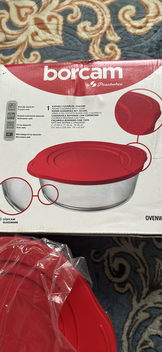 Brand New Borcam Glass Casserole Dish with Lid