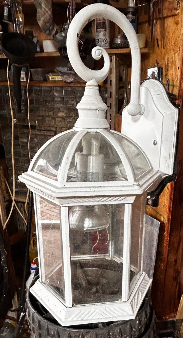 Outdoor Light