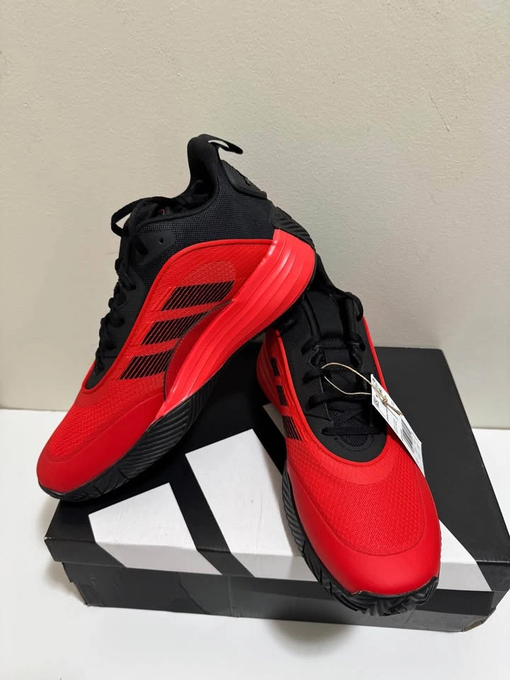 New Men Adidas Shoes. Size 10 US. Firm price. - photo 2