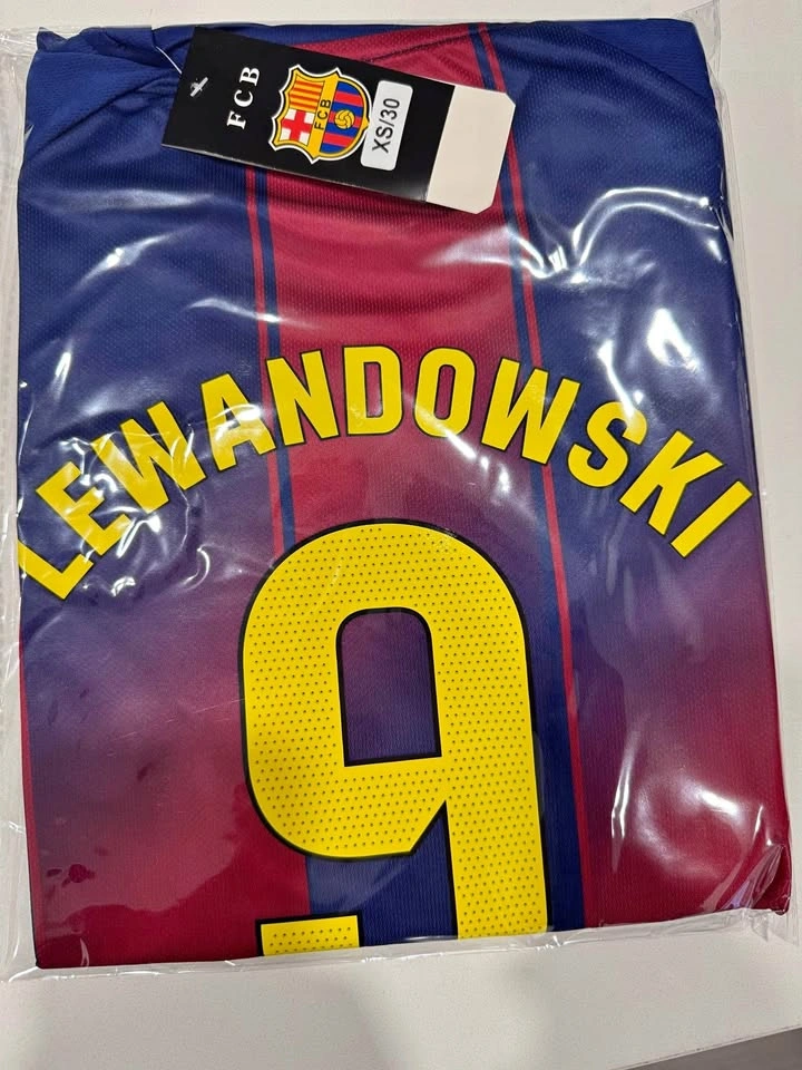 Kids Lewandowski Jersey with Shorts - New