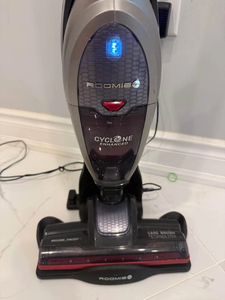 ROOMIE TEC SLIMVAC UPRIGHT vacuum - photo 2