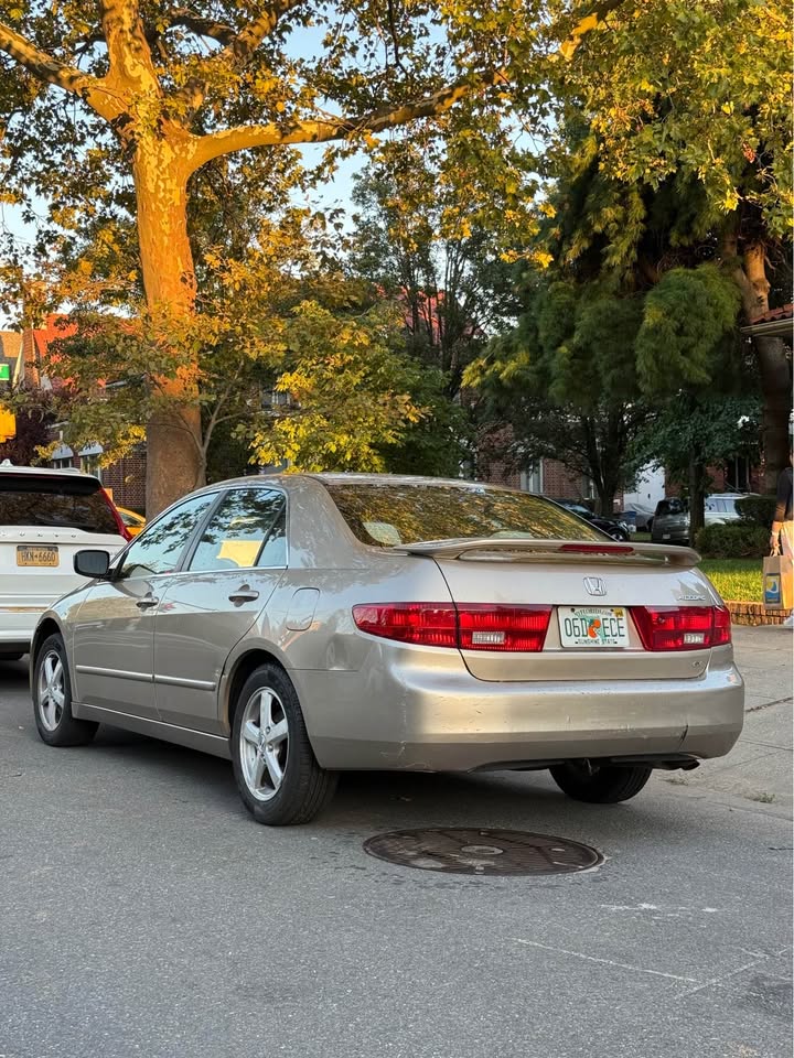 2005 Honda Accord EX-L Sedan - photo 3