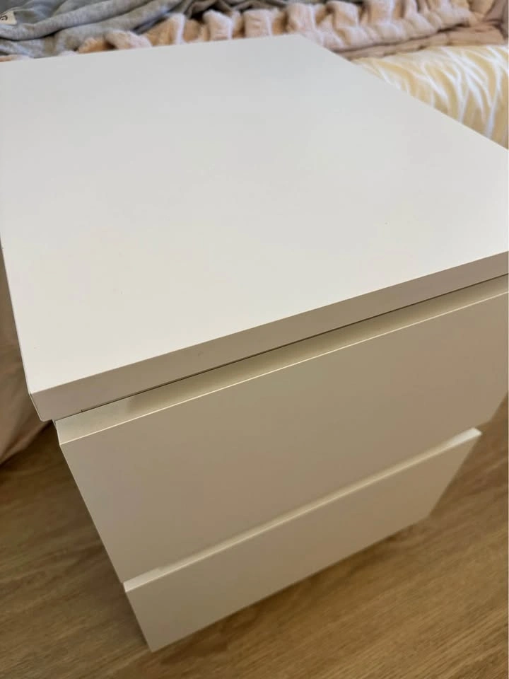 White 2-Drawer Nightstand - photo 3