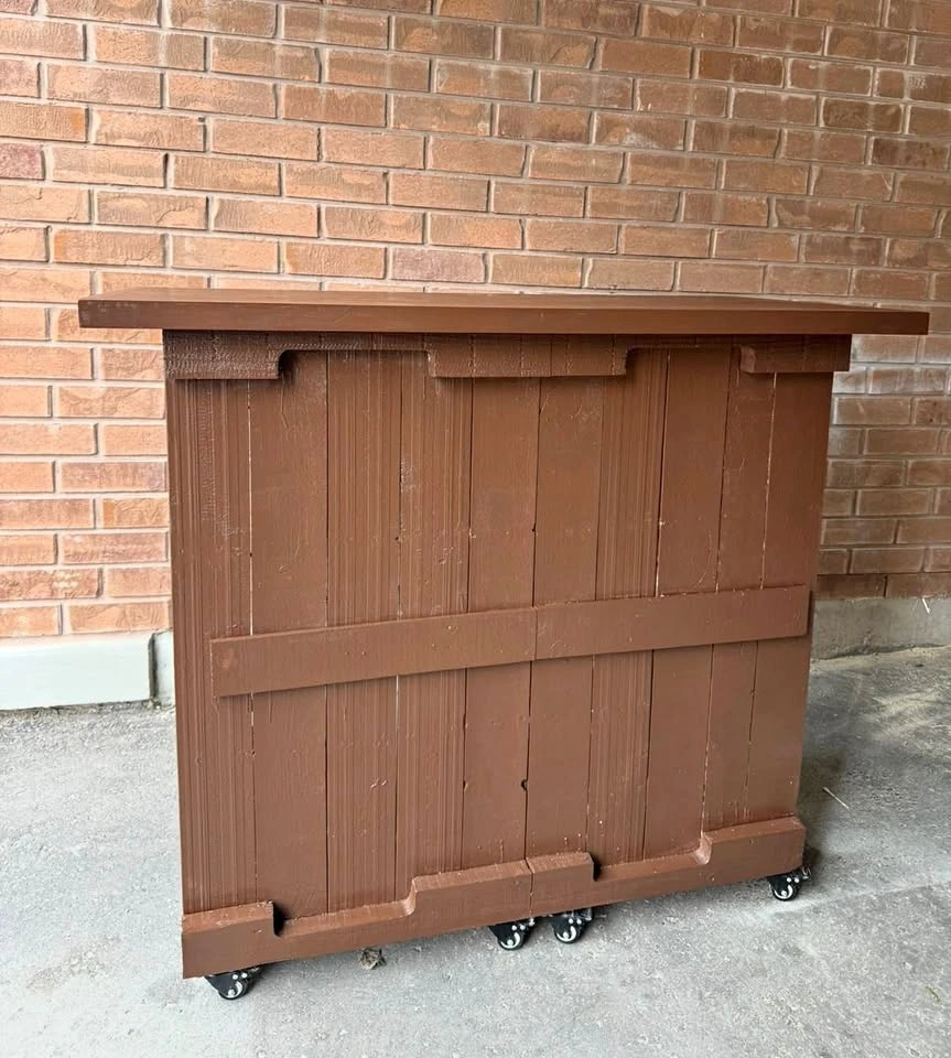 Portable Outdoor Bar – Custom Made