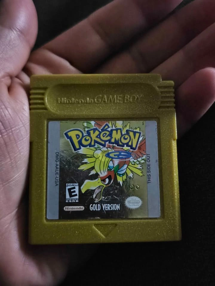 Original Nintendo GameBoy DMG-01 with Pokemon Gold - photo 3
