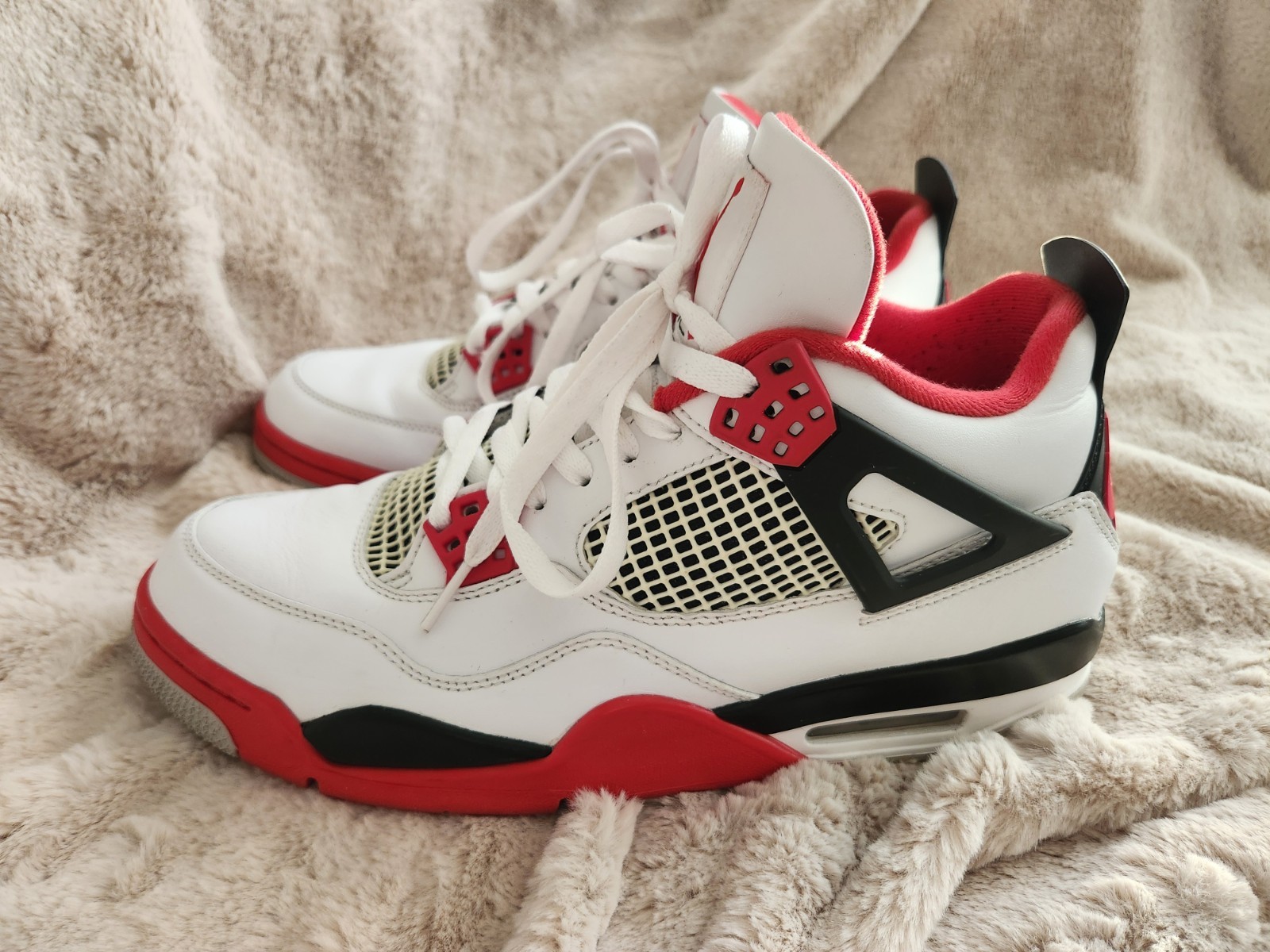 Nike Jordan 4 Retro GS Fire Red Black DC7770-160 Sneakers Men's