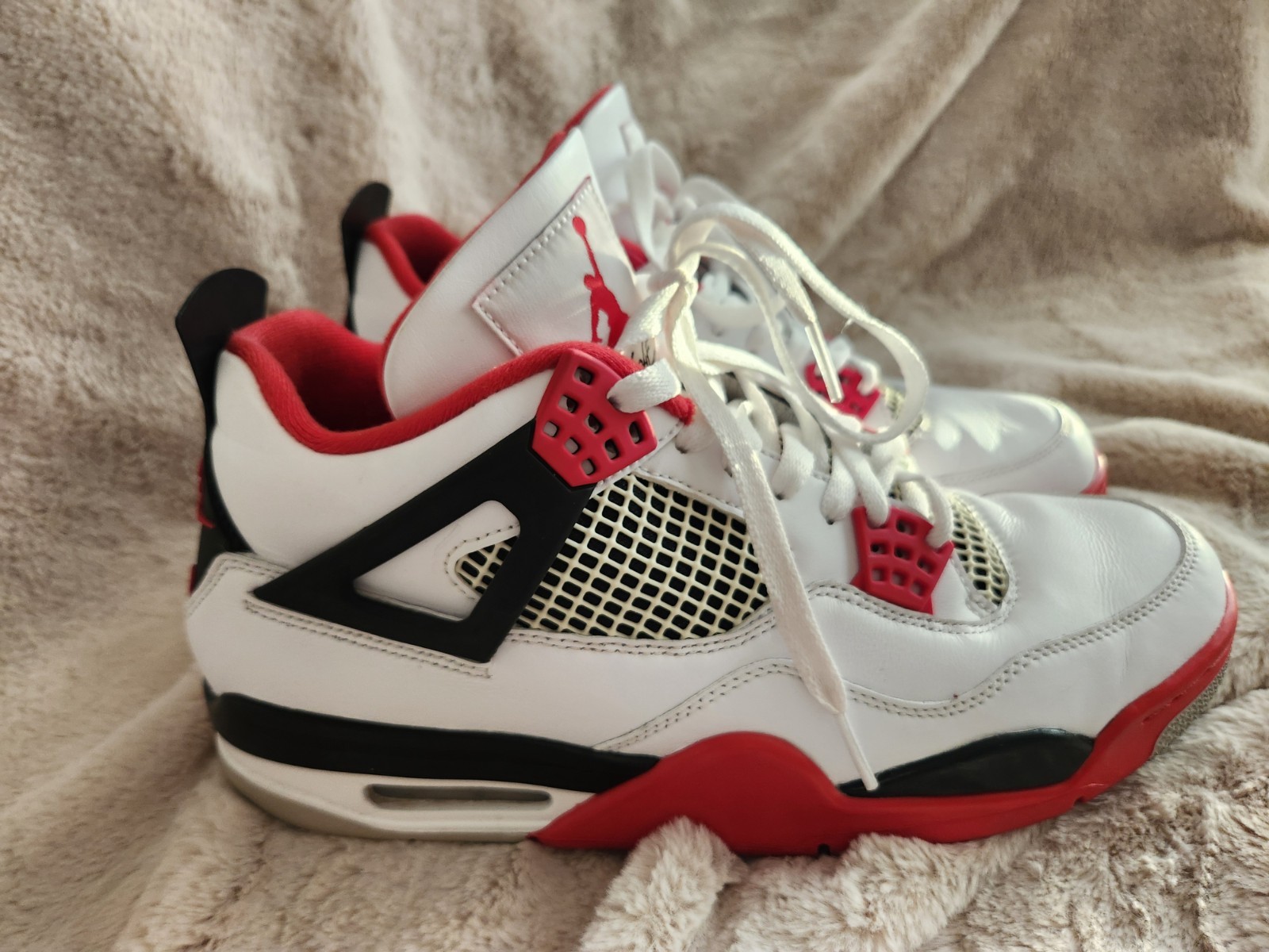 Nike Jordan 4 Retro GS Fire Red Black DC7770-160 Sneakers Men's - photo 4