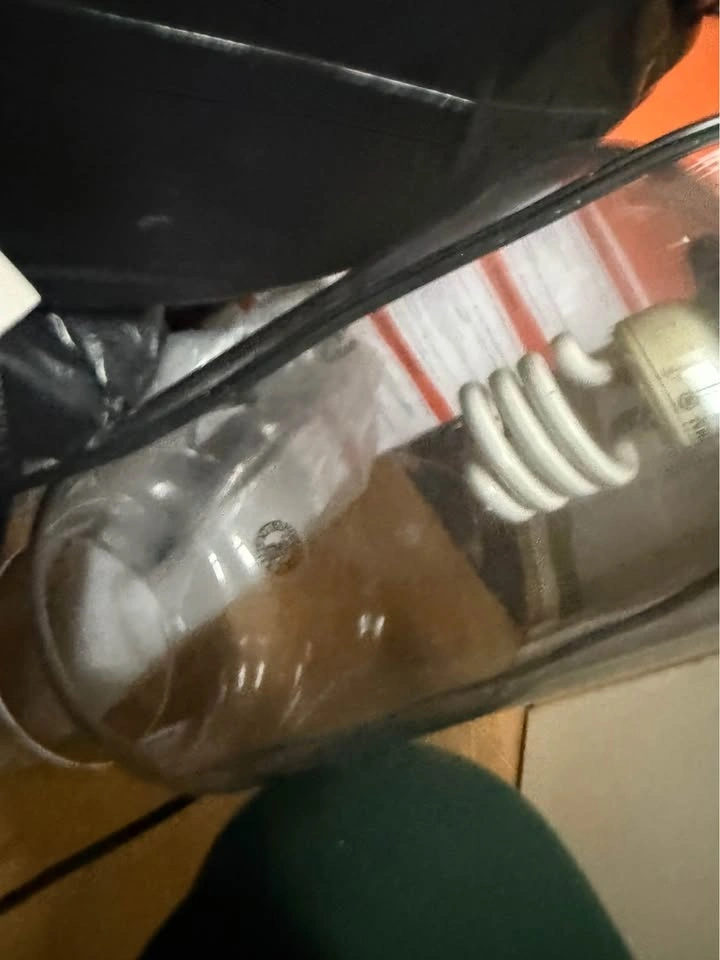2 Lamps: 1 Tall, 1 Table - photo 3