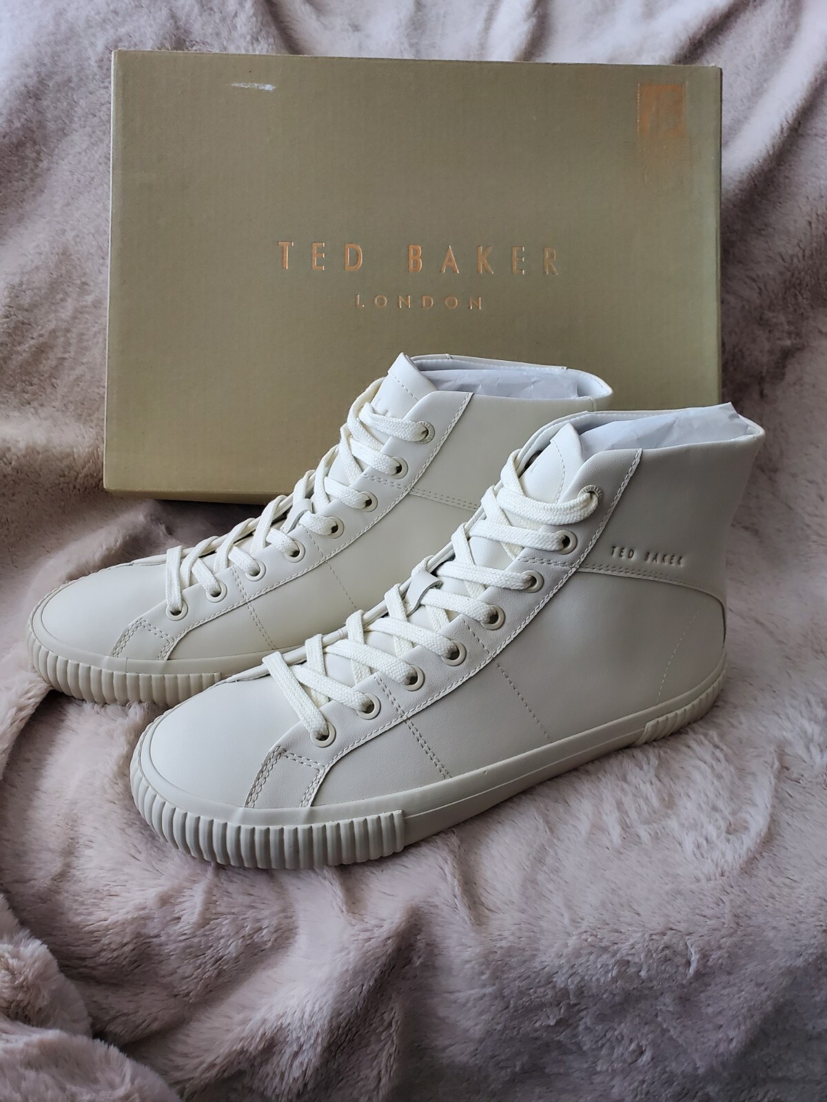 Ted Baker Women's Hi-Top Trainers Kimyil Leather Sneaker Size 9
