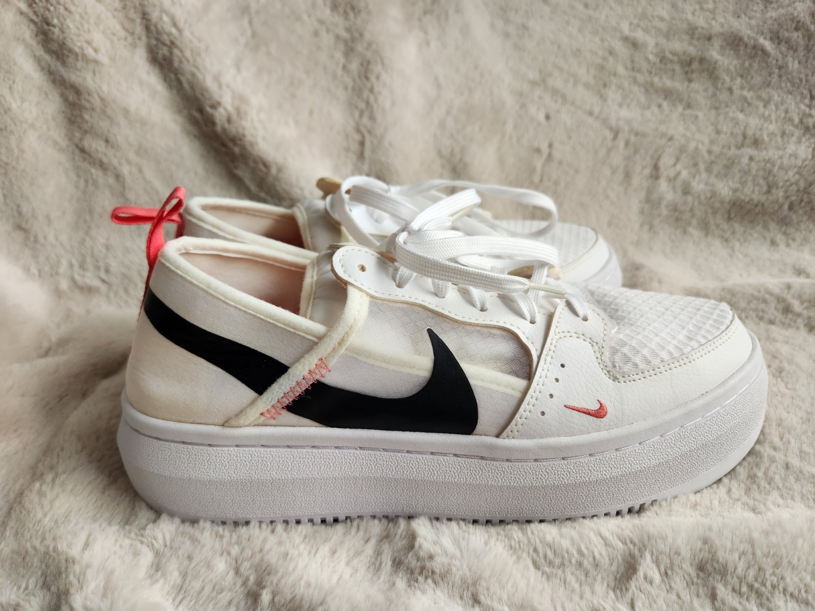 Nike Women's Court Vision Alta Platform Sneakers Size 9 - photo 3