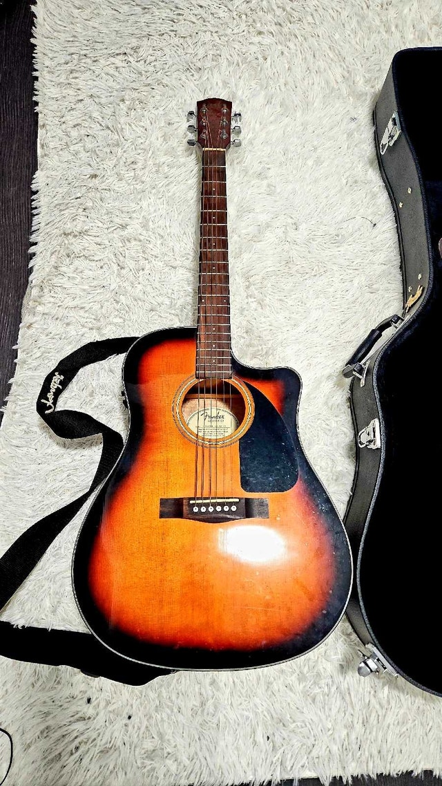 Fender CD-60CE SB-DS-V2 Acoustic Guitar - Great Condition
