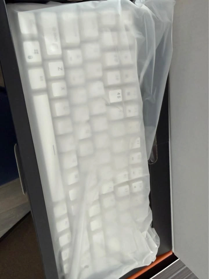 RK Royal Kludge RK84 RGB Mechanical Keyboard White - photo 2