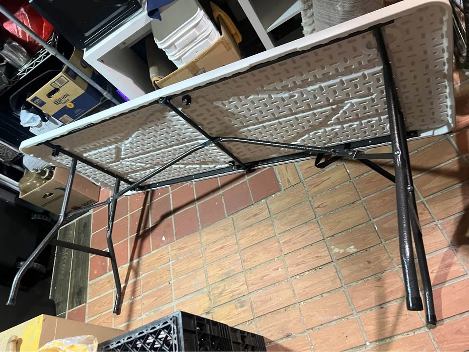 6FT Folding Table Plastic 6 Foot Foldable Table - photo 3