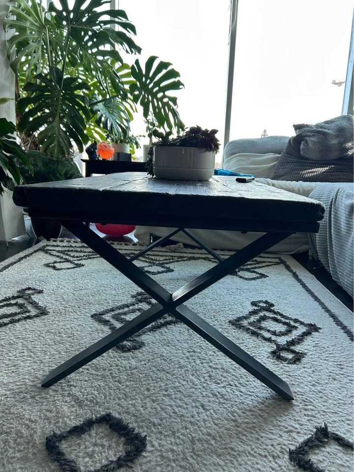 Grey faux wood coffee table - photo 2