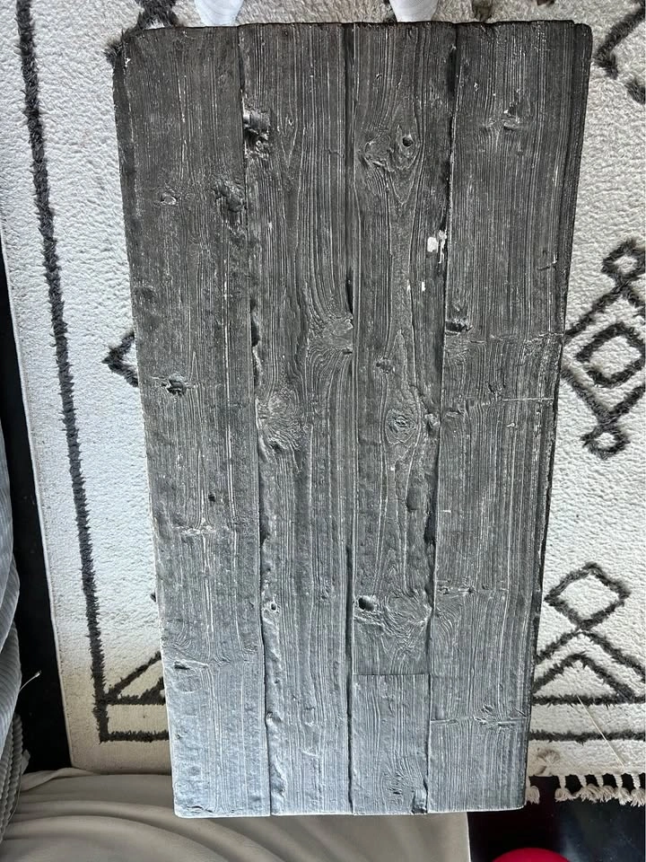 Grey faux wood coffee table - photo 4