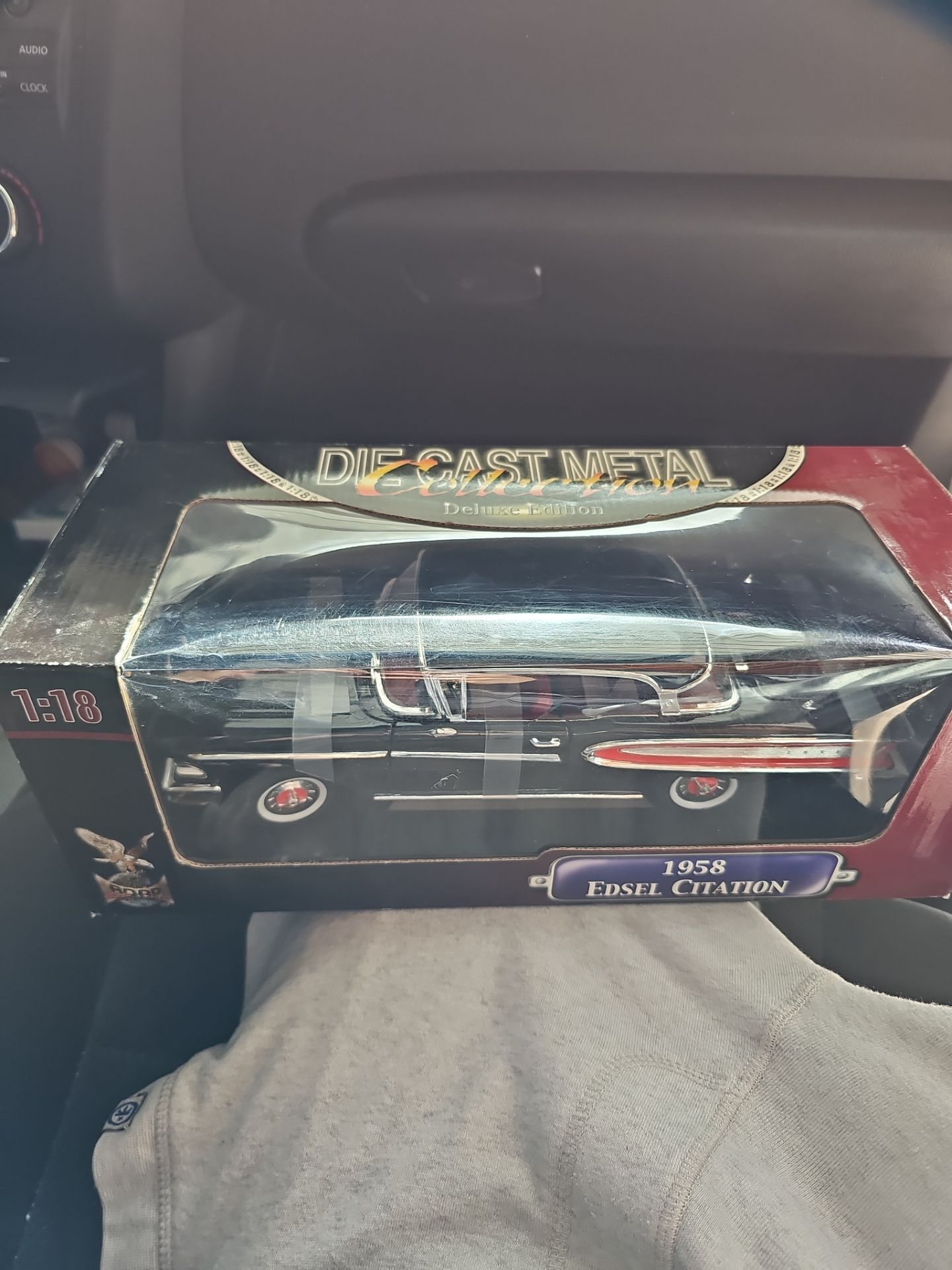 1958 Edsel Citation 1:18 Die-Cast Car - Road Legends