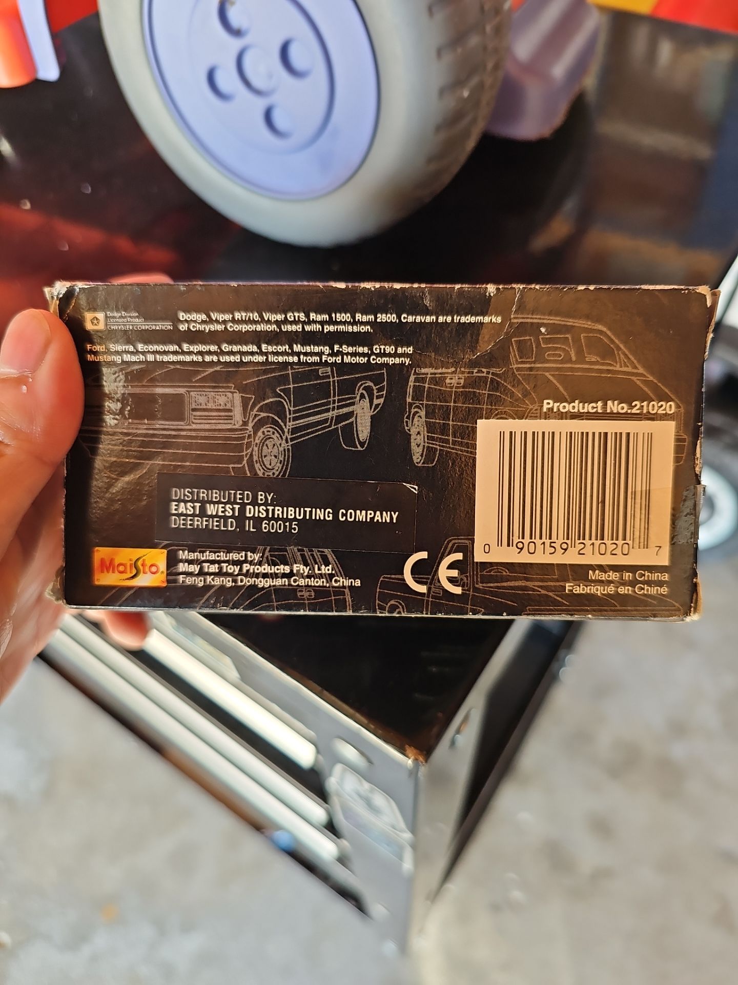 Maisto Motorized Pull Back Action Pickup - photo 3