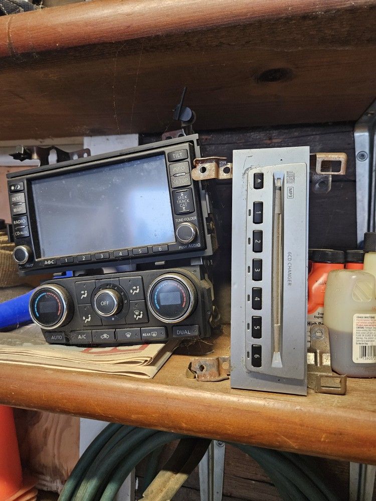 2007 Nissan Altima Bose Stereo with GPS