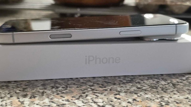 MINT iPhone 17 Pro Max 256GB Bundle – 100% Battery - photo 5