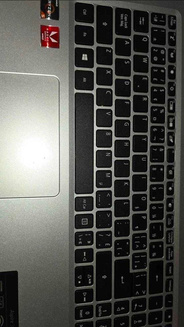 Acer Aspire 3 15" Laptop | Ryzen 5 | 8GB RAM | 512GB NVMe SSD - photo 2