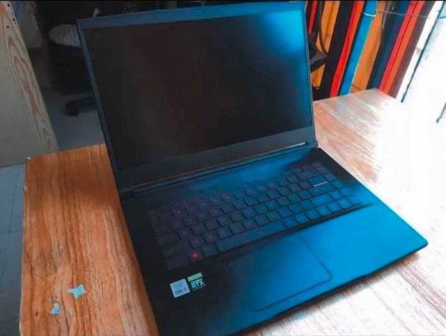 MSI GF63 Thin 10UD Gaming Laptop - photo 3