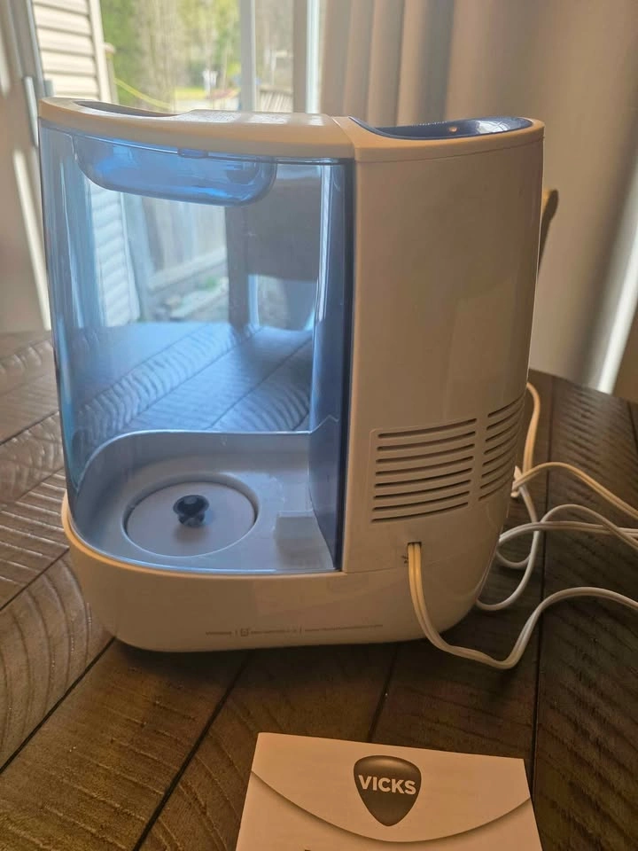 Vicks Warm Mist Humidifier - photo 4