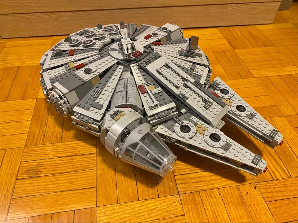 75105 Millennium Falcon Lego Star Wars