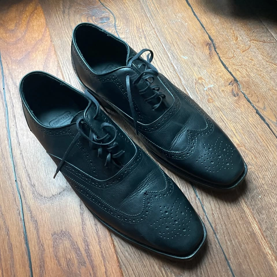 THURSDAY OXFORD DRESS SHOES - SIZE 11