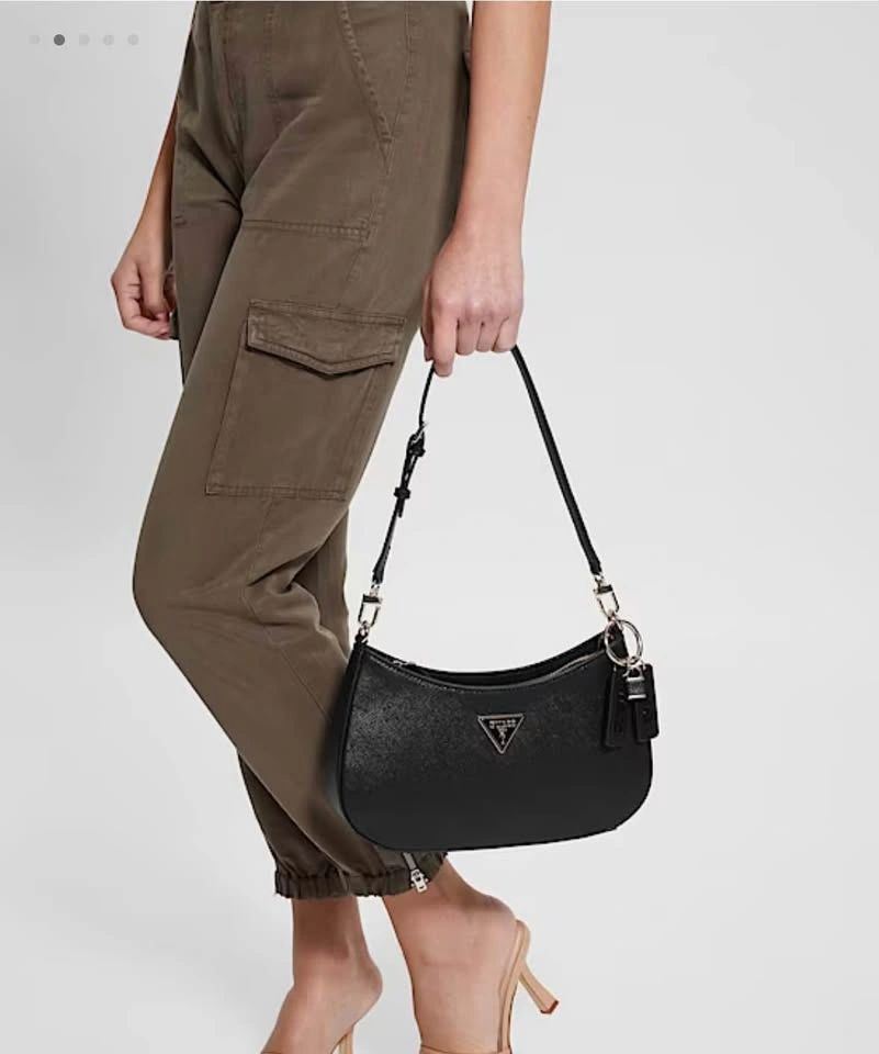 GUESS Black Shoulder Purse – Stylish & Elegant - photo 5