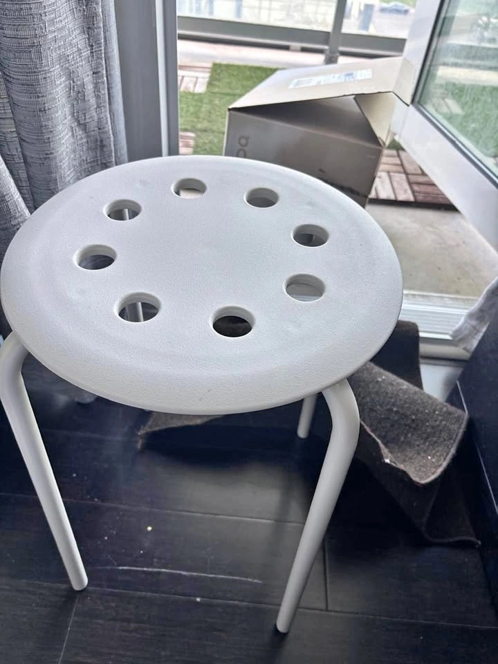 Set of 2 IKEA MARIUS Stools - White - Brand New Condition!