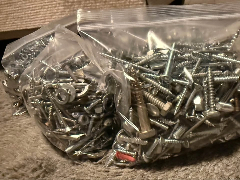 3lb bag of Assorted Screws & Bolts Bags - photo 3