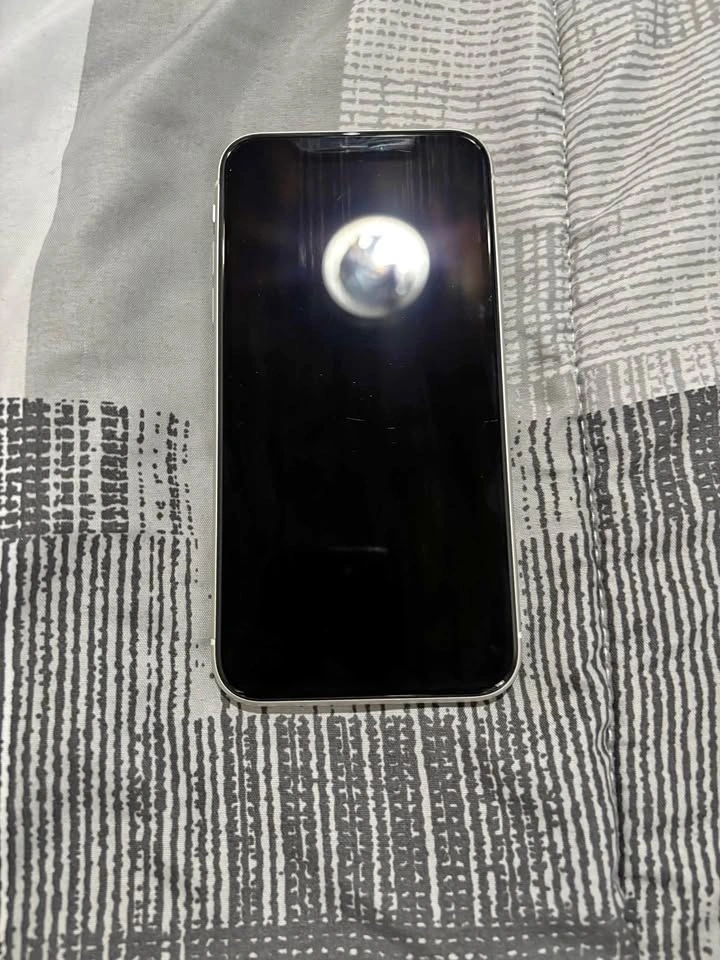 iPhone 11 64 GB - Brand new