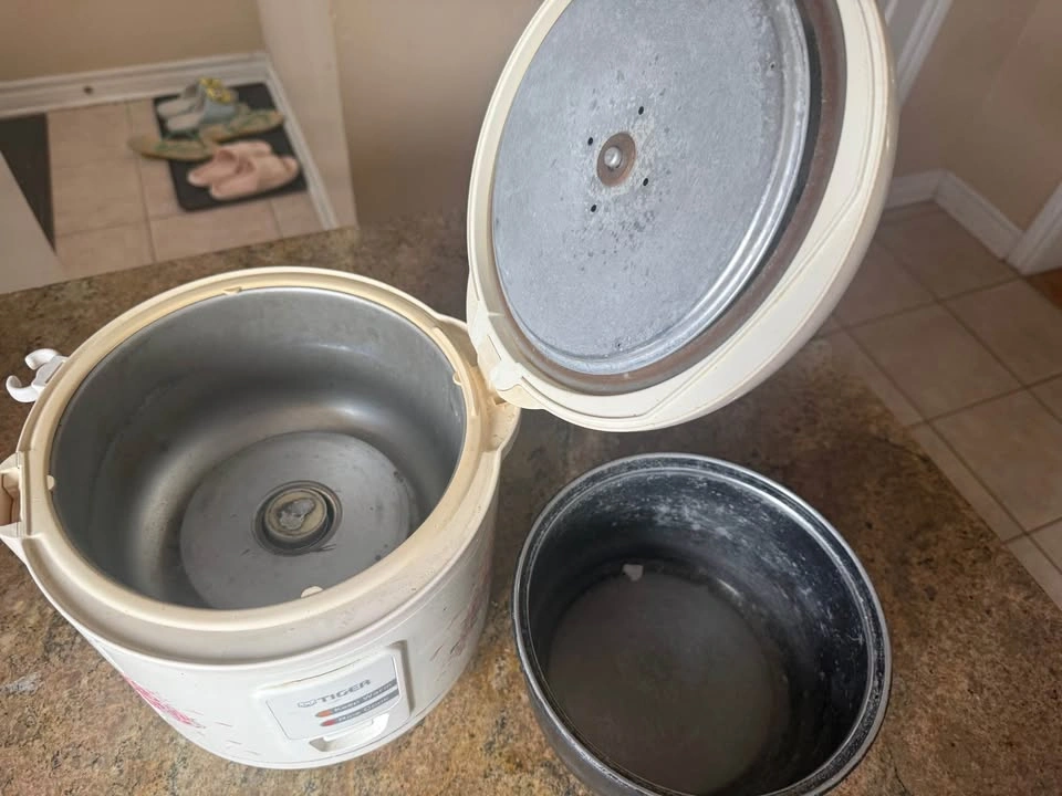 Tiger rice cooker - photo 3