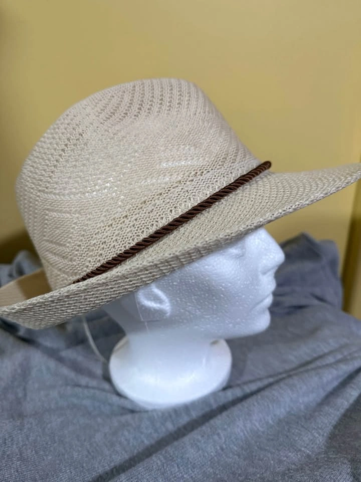 6 Hats - New - photo 4