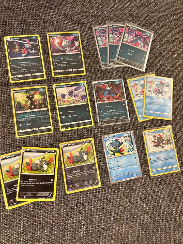 Pokemon SNEASEL Collection