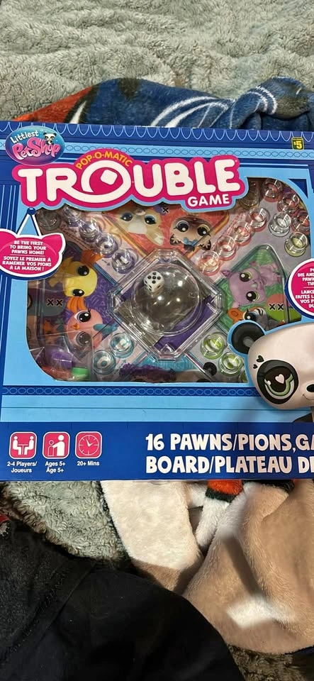 Littlest Pet Shop Pop-O-Matic Trouble Game