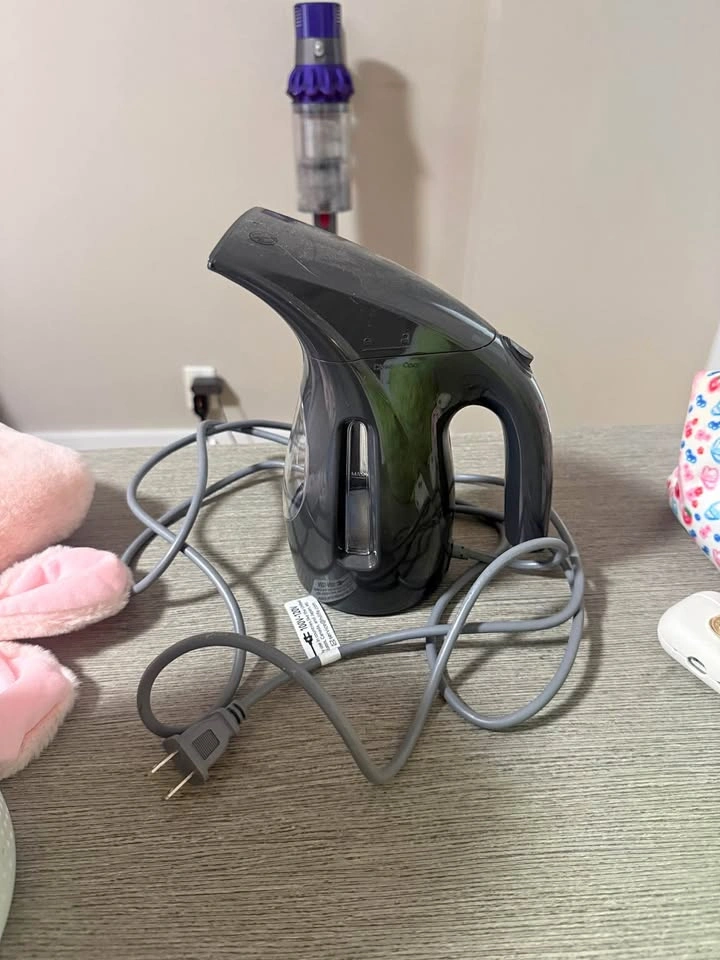 HiLife VOST-4001 Handheld Garment Steamer