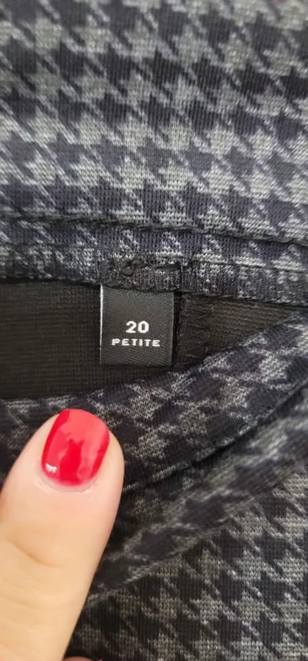 Women's Reitmans Pull On Dress Pants Size 20 Petite image indicator(5)