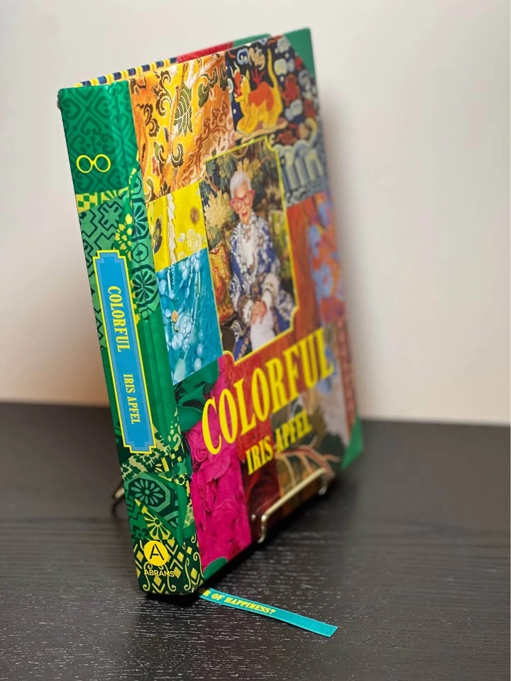 Iris Apfel: Colorful: A Treasure Trove of Inspiration, Influence - photo 2