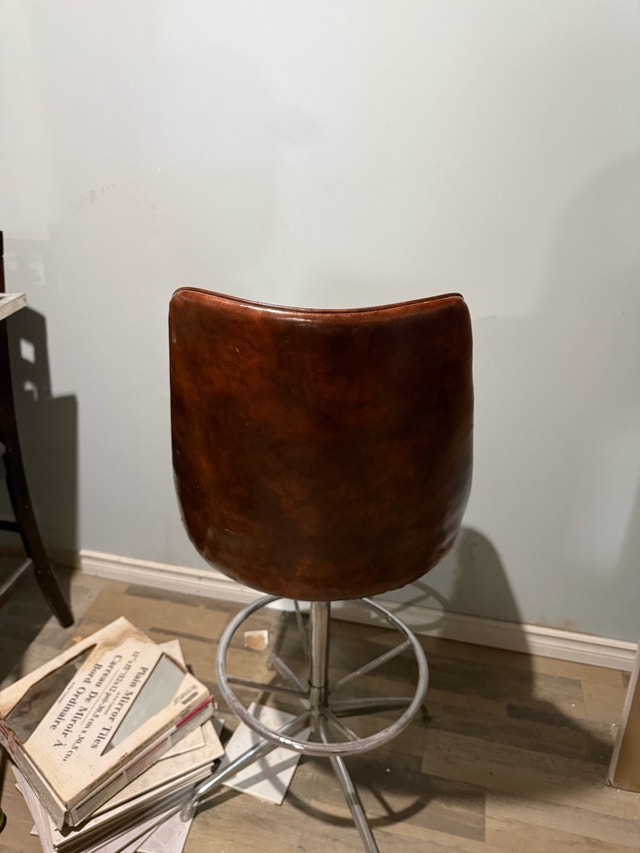 Vintage Bar Stool - Brown Vinyl, Chrome Base - photo 2