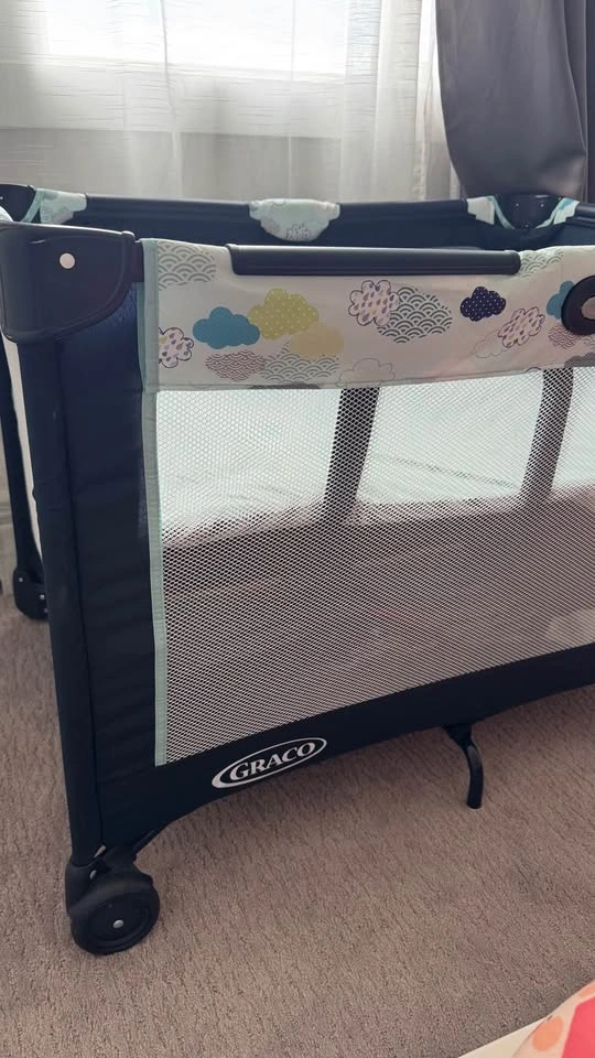 Graco Pack and Play - photo 2