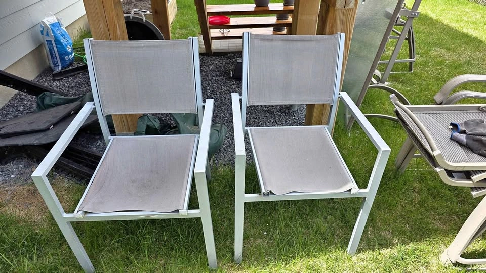 Patio chairs (2)