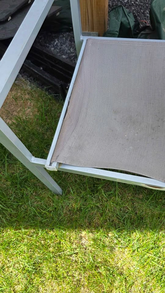 Patio chairs (2) - photo 3