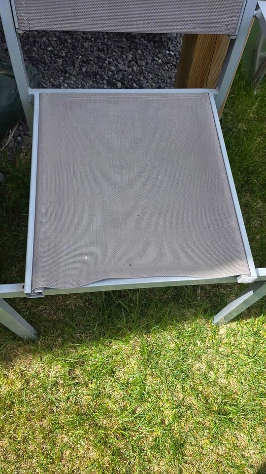 Patio chairs (2) - photo 4