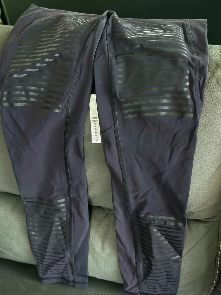 Lululemon Rogue Tight 25" - photo 4