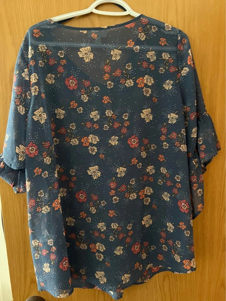 Women’s Dresses - photo 2
