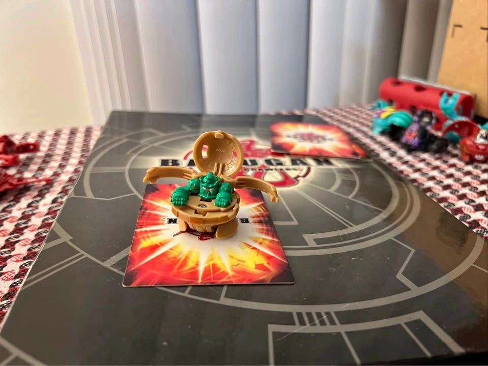 Bakugan Hammer Gorem Tan Subterra Battle Brawlers