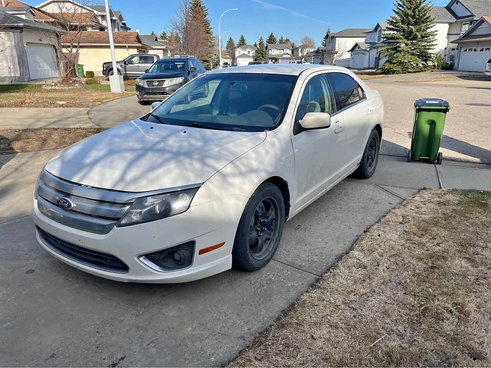 2010 Ford Fusion Sedan