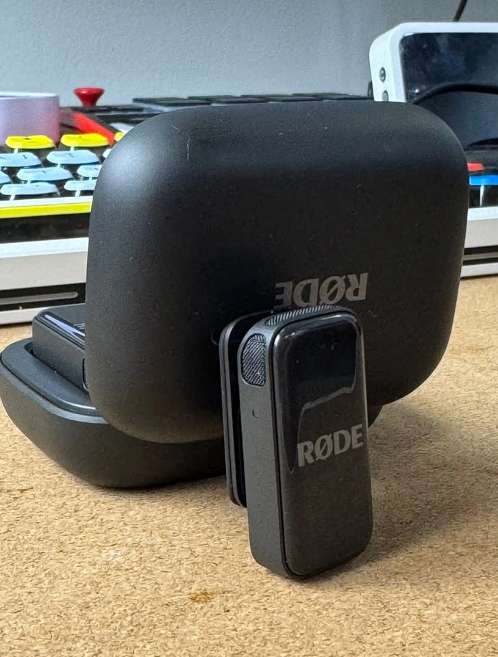 LIKE NEW - Rode Wireless Micro Microphone Kit - USB-C - photo 2